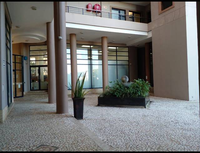 87M² BUSINESS FOR SALE IN UMHLANGA CENTRAL